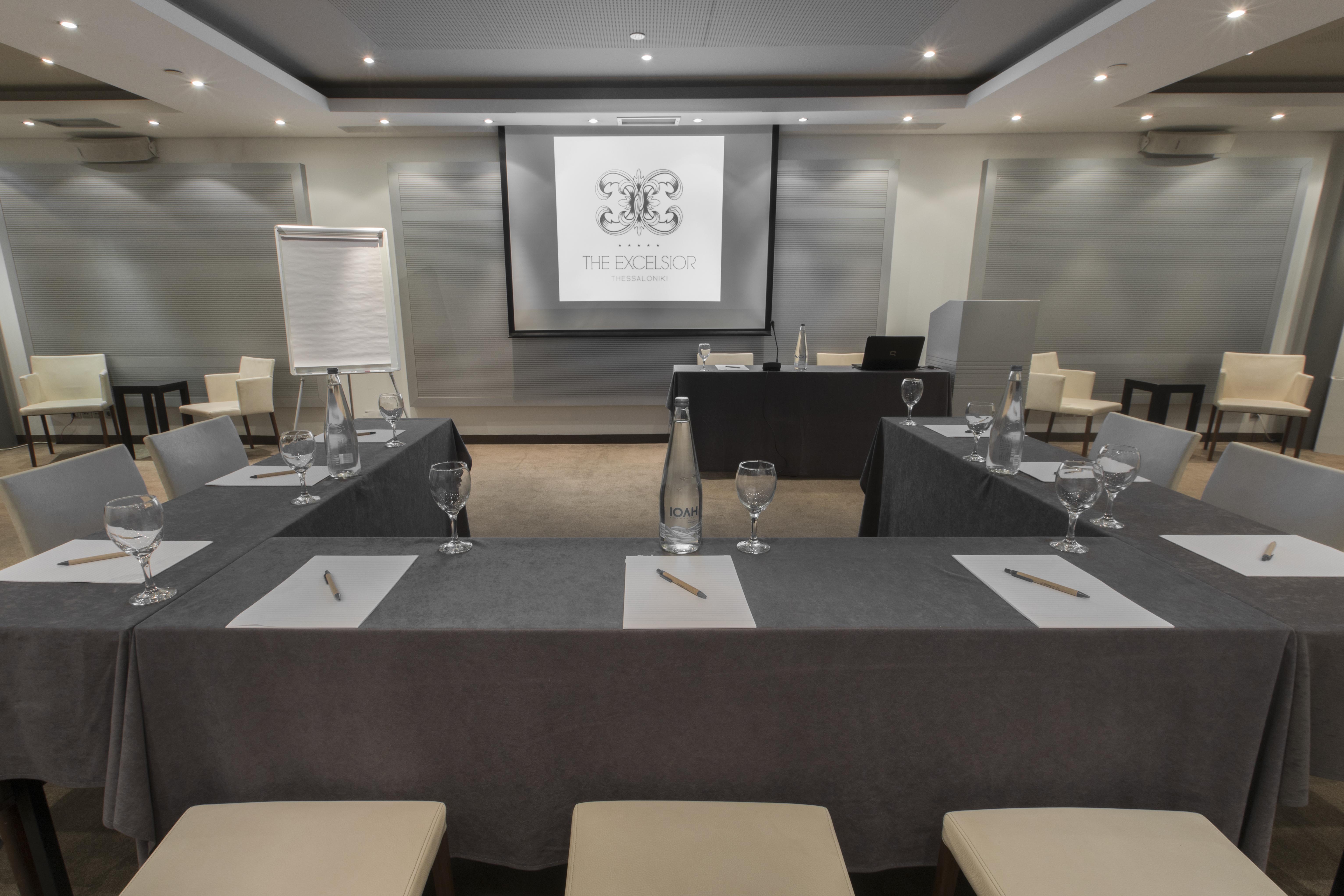 怡东酒店 塞萨洛尼基 外观 照片 3D rendering of a meeting room