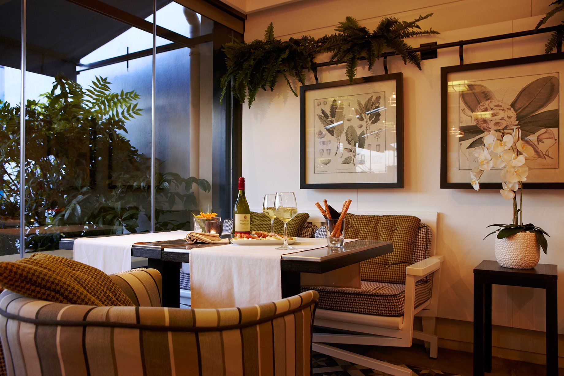 怡东酒店 塞萨洛尼基 餐厅 照片 The interior of the restaurant
