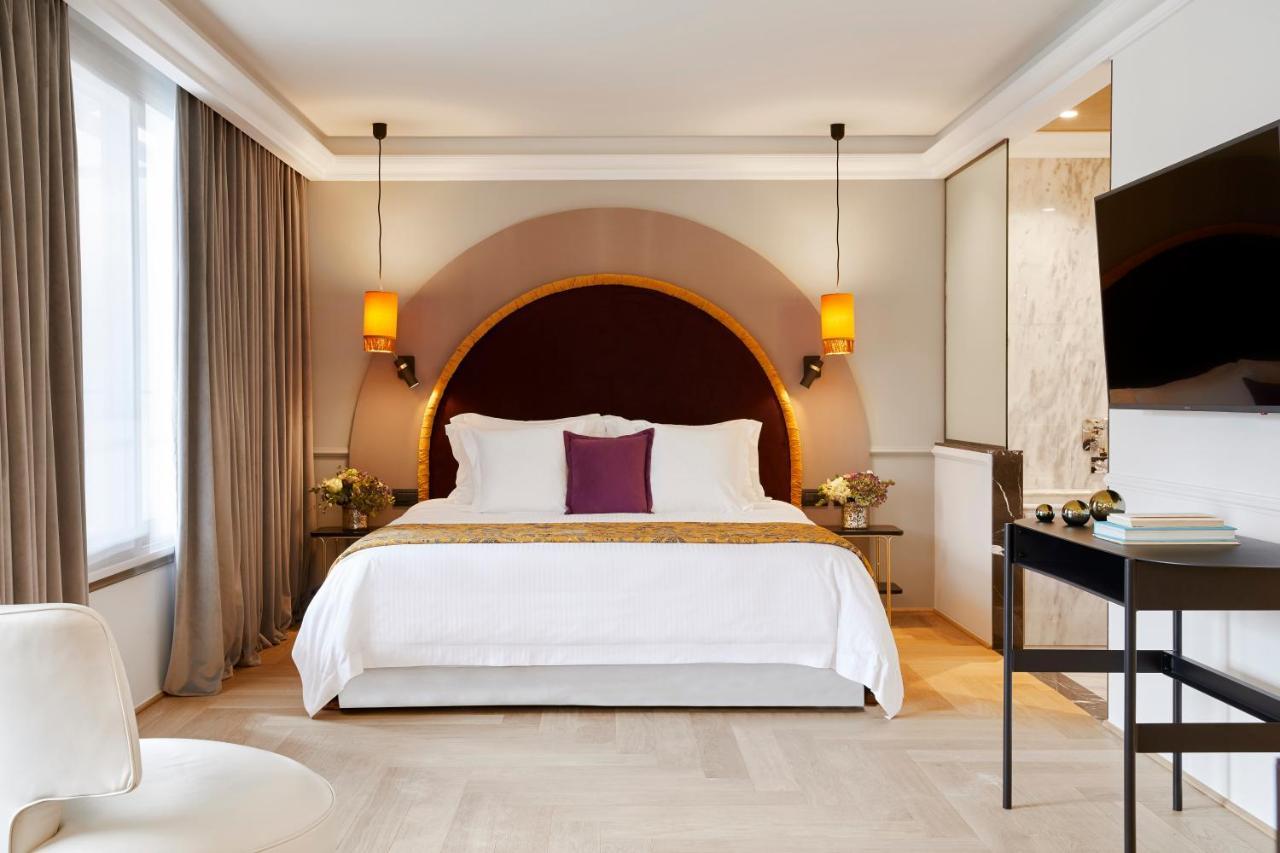 怡东酒店 塞萨洛尼基 外观 照片 A bedroom at the Mandarin Oriental, Paris